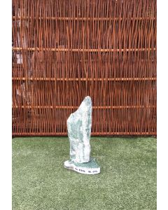 Grøn granit søjle på granit sokkel fra Norge nummer 19026