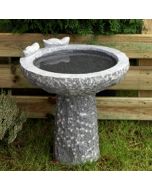 Fuglebad rund på sokkel med 2 spurve Ø35cm